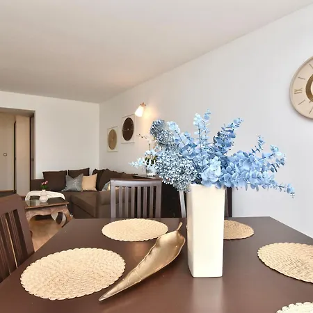 Totu Grand Family Seaside Апартаменты *